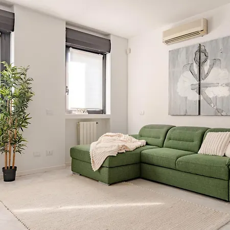 Apartment, Near Airport And Train Lägenhet