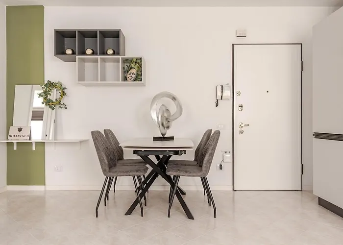 Apartment, Near Airport And Train Апартаменты Бергамо