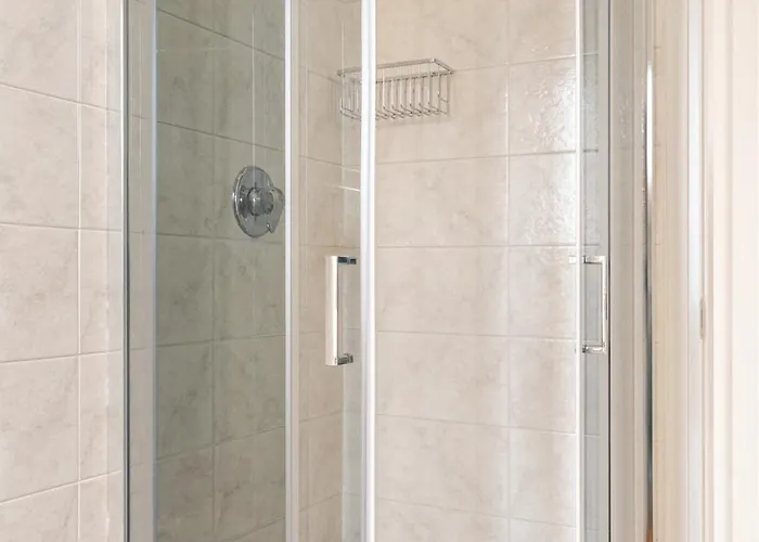 Apartment, Near Airport And Train